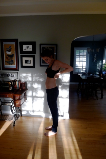 13 weeks: Getting bored of weekly black clothed belly shots